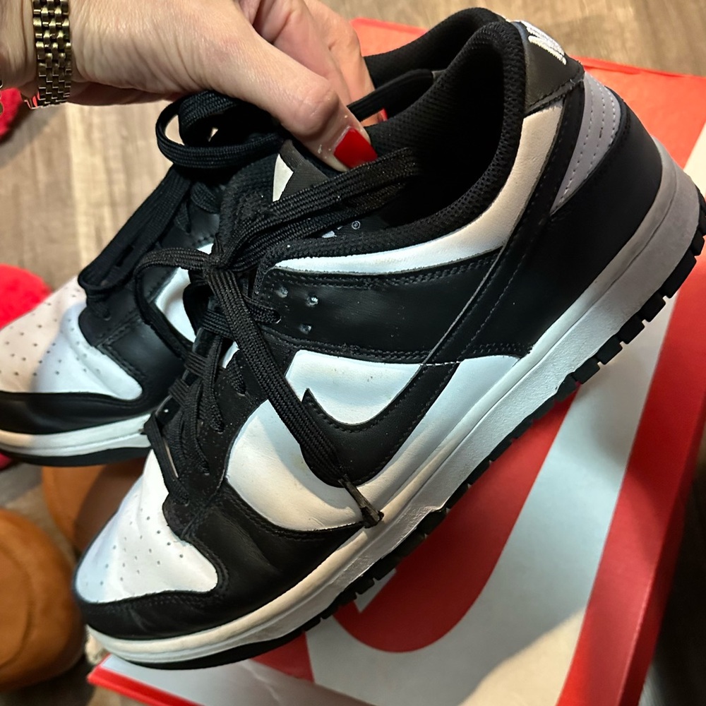 Nike panda dunks